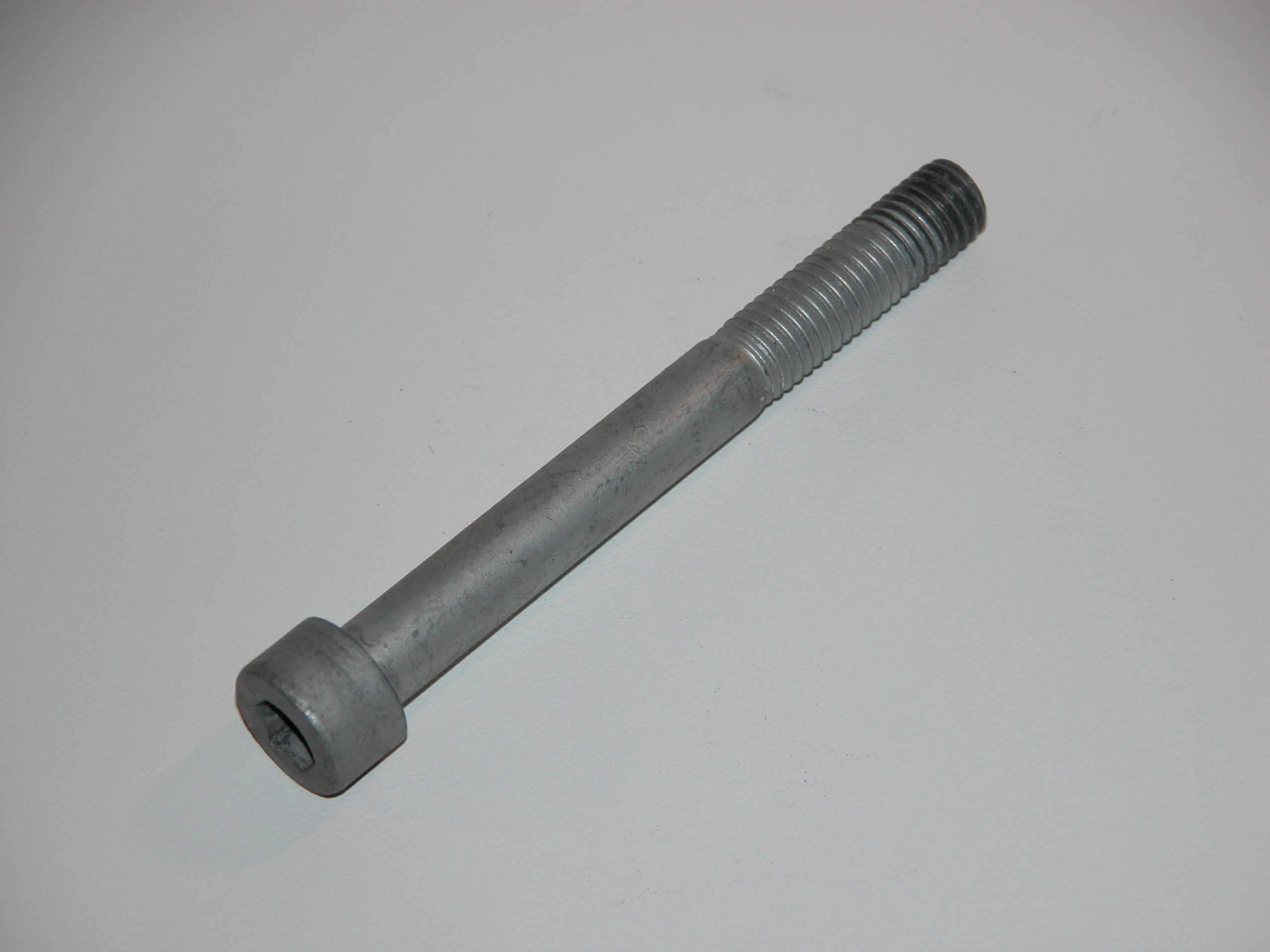 Zylinderschraube Motoraufhängung und Vorderradbremse K und R BMW Zylinderschraube Motoraufhängung und Vorderradbremse für K und R BMW – Bild 1