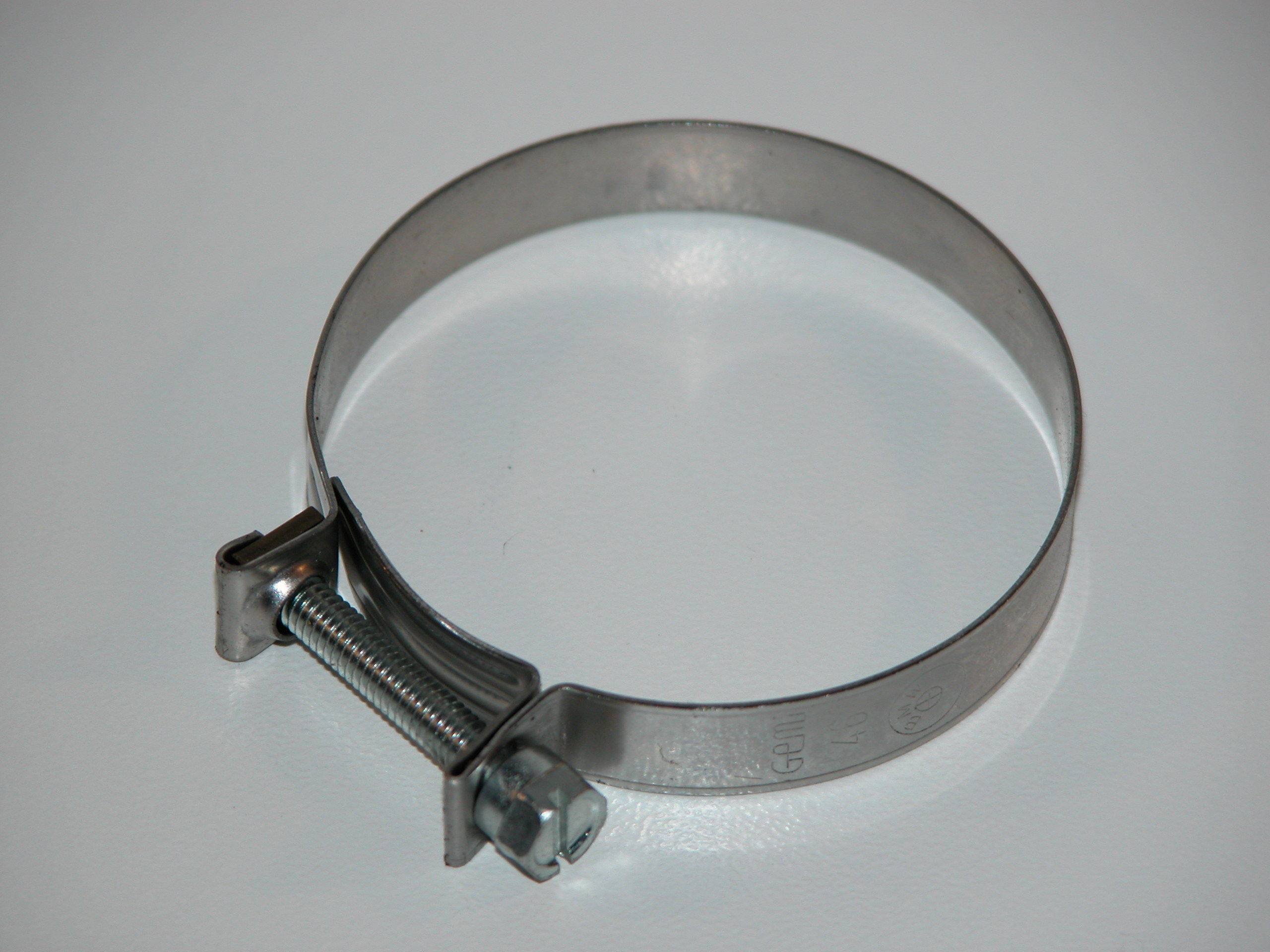 Schlauchschelle für den Ansaugstutzen am BMW Motorrad K-Modell Schlauchschelle für den Ansaugstutzen am BMW Motorrad K-Modell – Bild 1