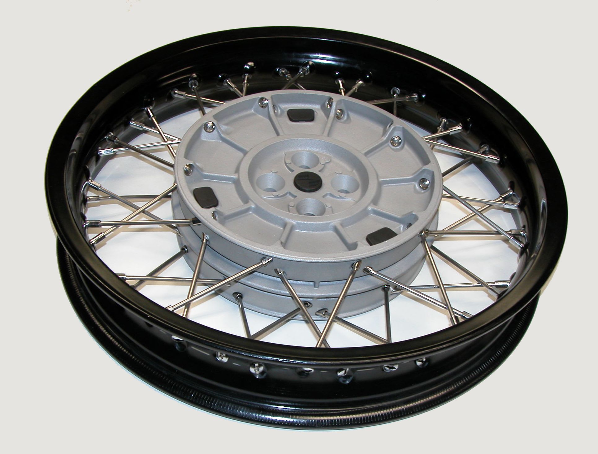 Hinterradfelge mit konventionellem Felgenring 17`für BMW Motorrad Modelle Hinterradfelge mit konventionellem Felgenring 17` – Bild 1