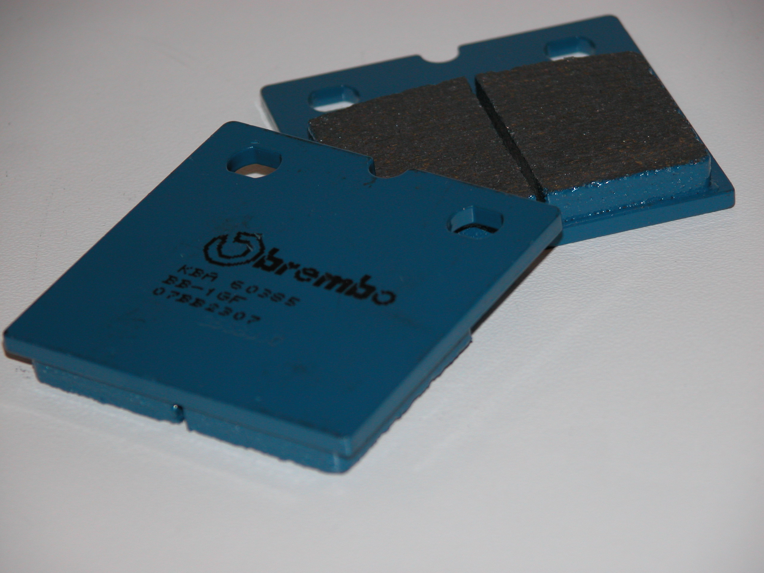 BREMBO Bremsbeläge vorne 07BB2307 BMW Motorrad R 80 - 100 GS R BREMBO Bremsbeläge 07BB2307 BMW Motorrad R 80 - 100 GS R – Bild 1