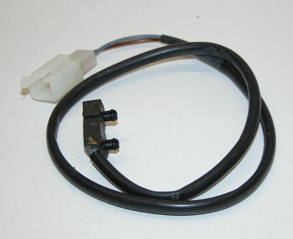 50311050100_Bremslichtschalter_vorne_ab_2002_KTM_Brembo Bremslichtschalter vorne ab 2002 für KTM Brembo – Bild 1