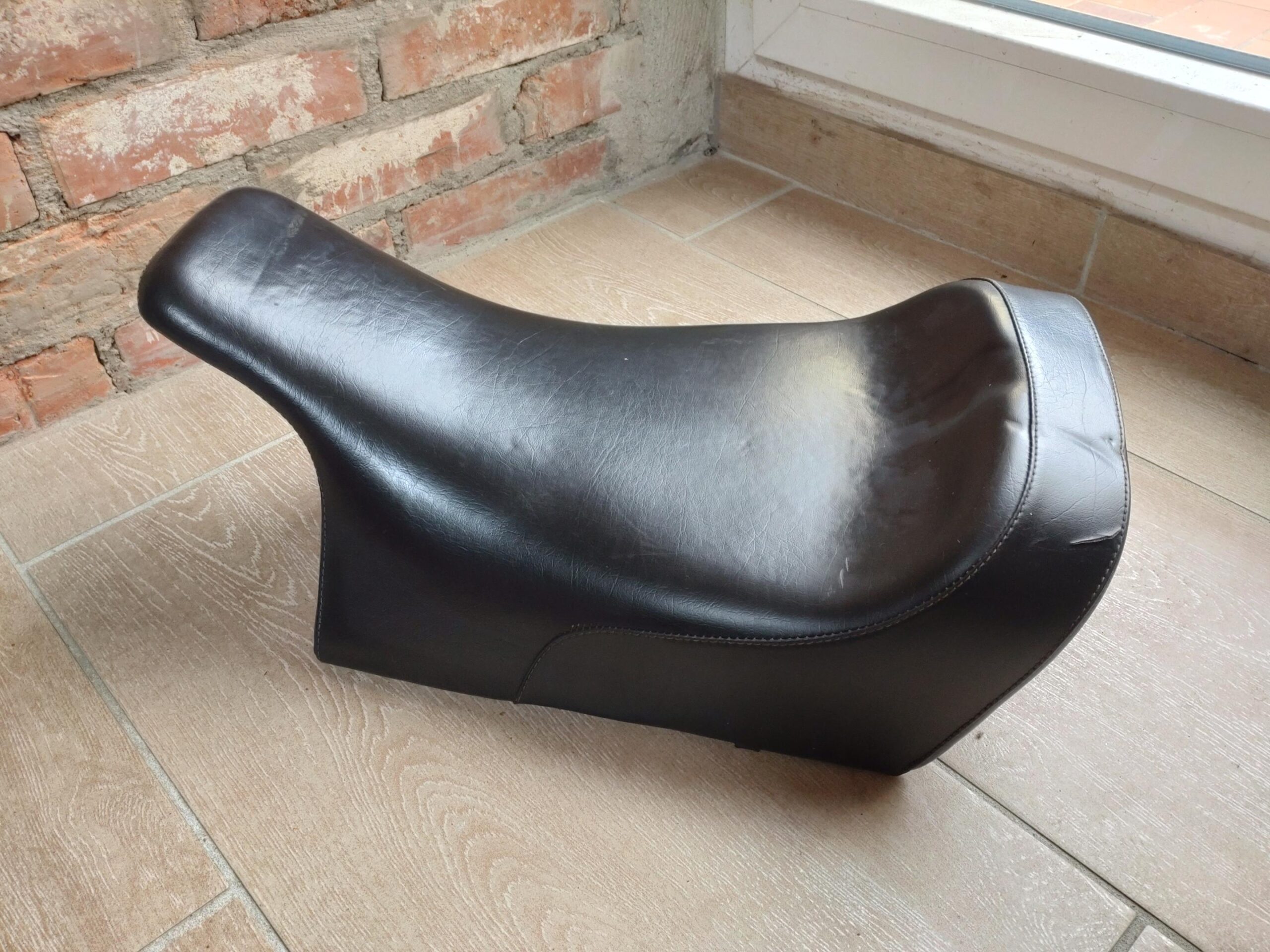Einzelsitzbank gebraucht schwarz für BMW Motorrad R80GS - R100GS Einzelsitzbank gebraucht schwarz für BMW Motorrad R80GS - R100GS – Bild 1