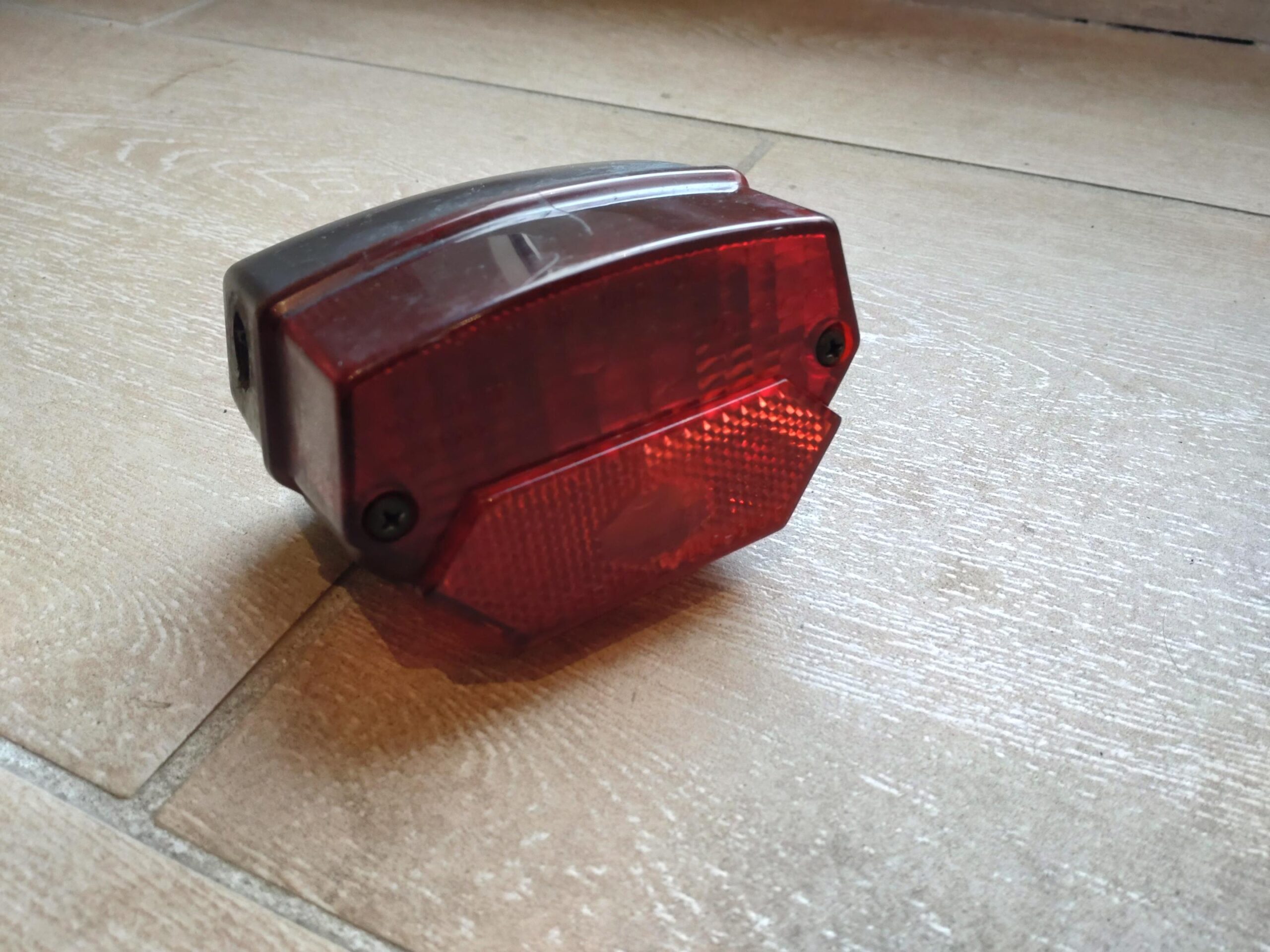 Rücklicht gebraucht für BMW Motorrad R 80 - 100 GS Modelle Rücklicht gebraucht für BMW R80GS - R100GS – Bild 1